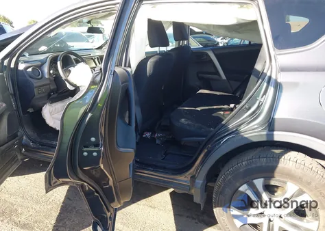 2016 Toyota Rav4 Le z USA, uszkodzony, nr VIN 2T3ZFREV3GW276712